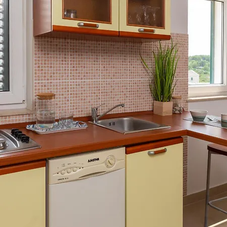 Apartament Maki *