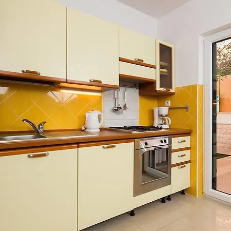 Maki Apartman